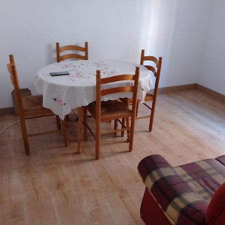 Habitacion En Piso Compartido Madrid Exterior photo